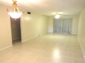 3001 Portofino Isle in Coconut Creek, FL - Building Photo - Building Photo