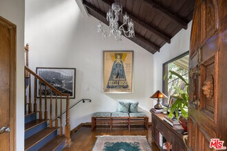 3340 Durand Dr in Los Angeles, CA - Building Photo - Building Photo