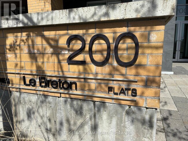 200-200 Lett St in Ottawa, ON - Building Photo - Building Photo