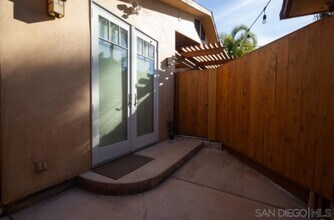 1060 Aloha Dr in Encinitas, CA - Building Photo - Building Photo
