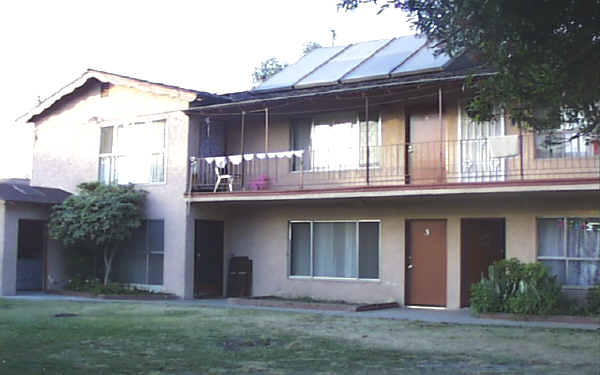 1629 S Calle Del Mar in Anaheim, CA - Foto de edificio - Building Photo