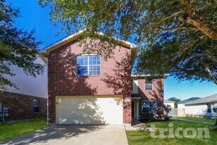 201 Outfitter Dr in Bastrop, TX - Building Photo