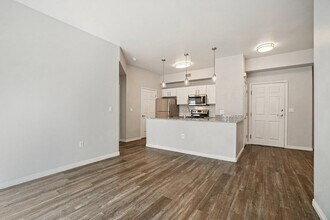 Altitude on Fifth in Salt Lake City, UT - Foto de edificio - Building Photo