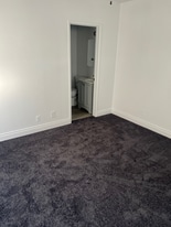 750 W Bonita Ave, Unit 21 in Claremont, CA - Building Photo