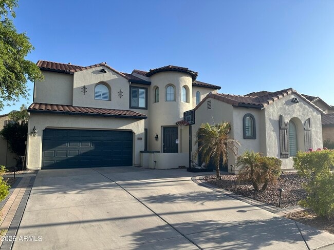 property at 419 W Balsam Dr