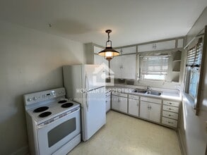 129 Ringwood Way in Anderson, IN - Building Photo - Building Photo