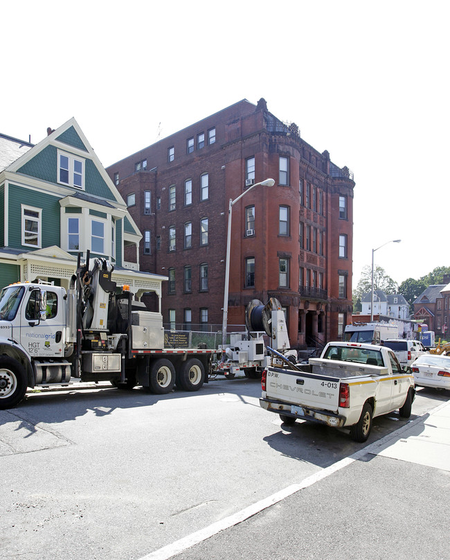 Piedmont Brightside Apartments in Worcester, MA - Building Photo - Building Photo