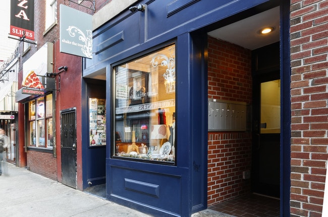 Casas Alquiler en Assembly Square, MA