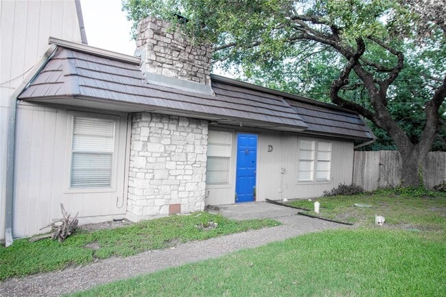 property at 709 Castle Ridge Rd