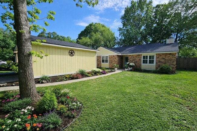 property at 725 Illinois Ave