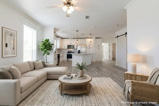 5972 Brigadoon Wy in Sarasota, FL - Building Photo - Building Photo