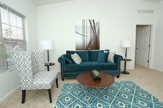 The Reserve at Falcon Pointe Apartments in East Lansing, MI - Building Photo - Interior Photo
