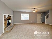 2445 Hillboro Cir S W in Marietta, GA - Building Photo - Building Photo