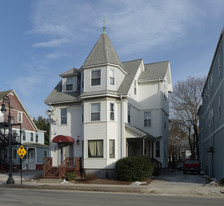 33 Pleasant St Apartments