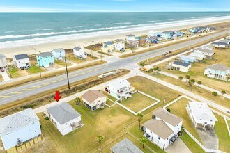 23012 Verano Dr in Galveston, TX - Building Photo - Building Photo