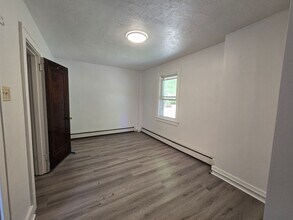 6523 Stanton Ave in Pittsburgh, PA - Building Photo - Building Photo