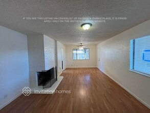4413 Brandt Way in North Highlands, CA - Foto de edificio - Building Photo