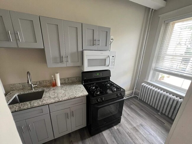 703 Newington Ave, Unit 2F