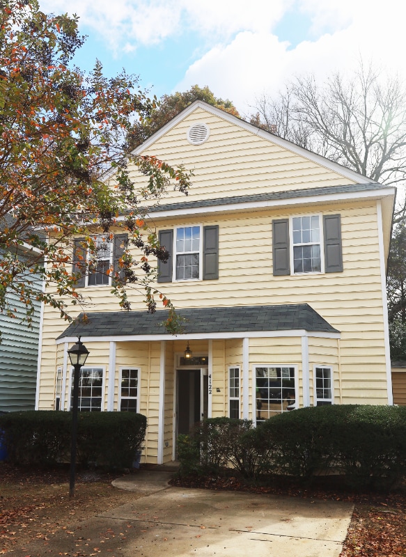 property at 4122 Beaufain St