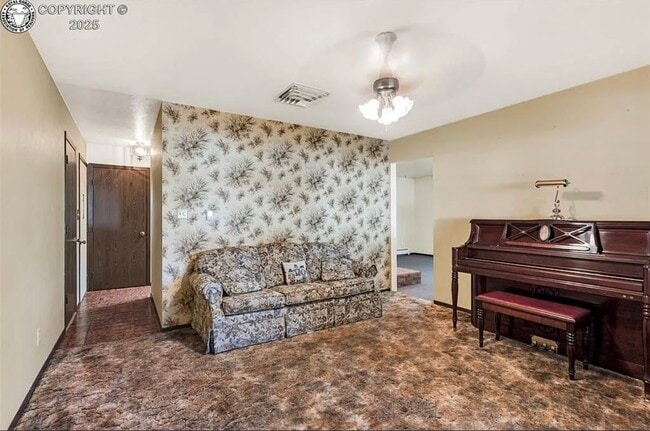 2500 Pear St in Canon City, CO - Building Photo - Building Photo