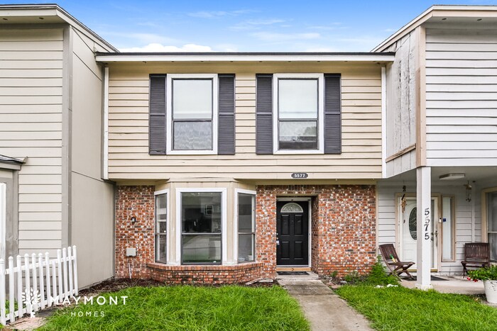 5577 Cabot Dr N in Jacksonville, FL - Building Photo