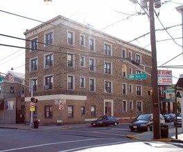 517 New York Ave in Union City, NJ - Building Photo - Building Photo