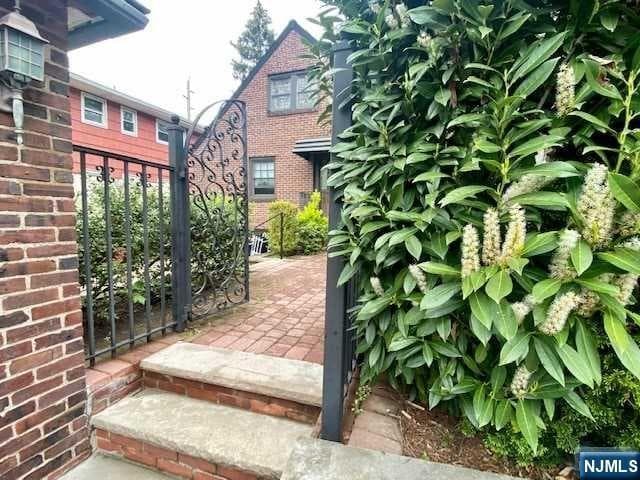 499 Chestnut St in Ridgefield, NJ - Building Photo - Building Photo