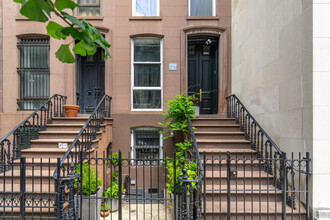 127 E 26th St in New York, NY - Building Photo - Building Photo