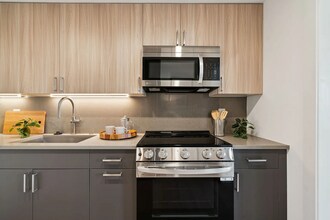 2000 Dreer St, Unit 1 Bedroom in Philadelphia, PA - Foto de edificio - Building Photo