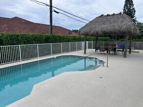 1299 Morse Blvd in West Palm Beach, FL - Building Photo - Building Photo