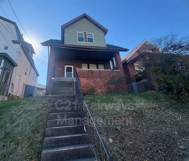 property at 2992 Ruthwood Ave