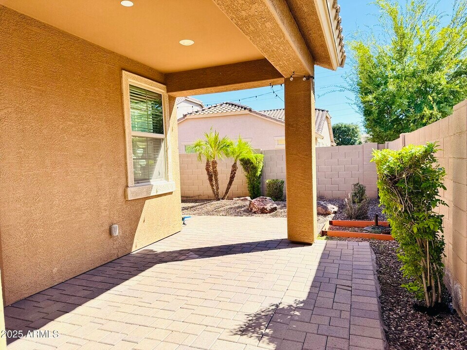 3253 S Miller Dr in Chandler, AZ - Building Photo