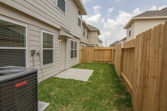 18635 Medway River Trl in Katy, TX - Foto de edificio - Building Photo