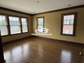 2821 Portland Ave in Minneapolis, MN - Building Photo - Building Photo