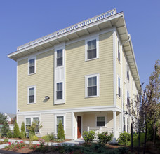 12 Bridgham St in Providence, RI - Building Photo - Building Photo