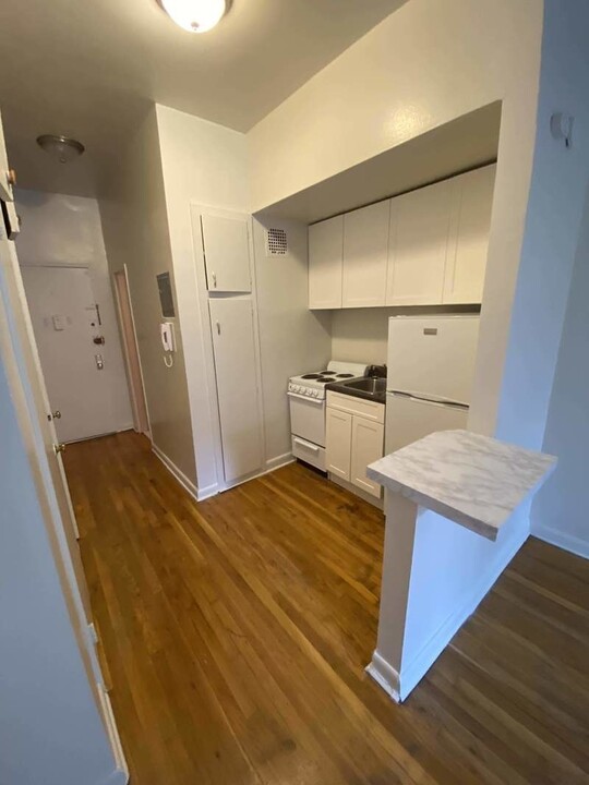 1450 2nd Ave in New York, NY - Building Photo