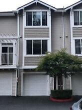16353 119th Ln NE in Bothell, WA - Building Photo - Building Photo