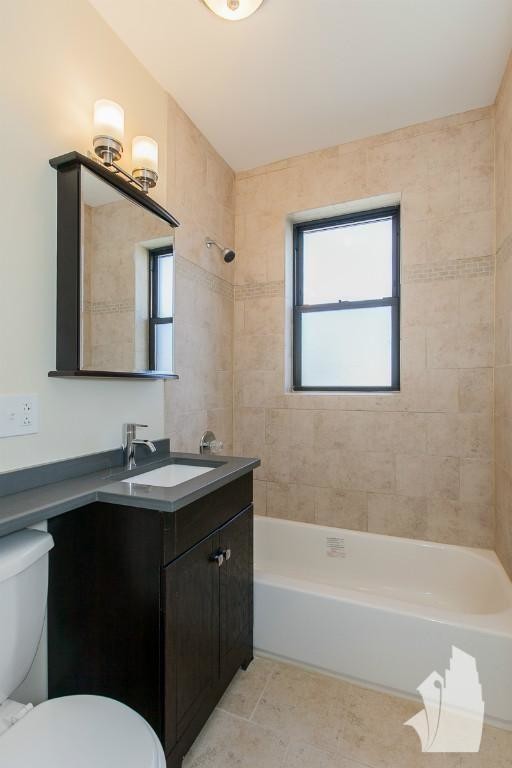 4546 Damen in Chicago, IL - Building Photo - Building Photo