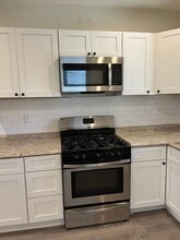 3209 Wharton St in Philadelphia, PA - Foto de edificio - Building Photo