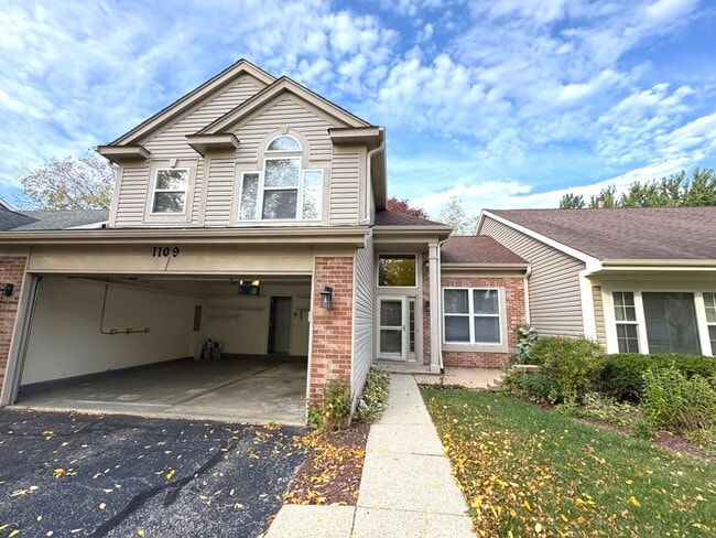 1109 Blackburn Dr in Grayslake, IL - Building Photo - Building Photo