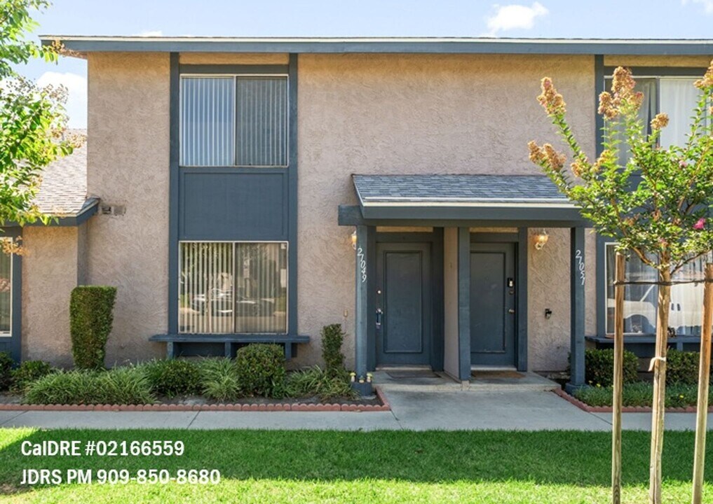 21049 Lycoming St in Walnut, CA - Building Photo