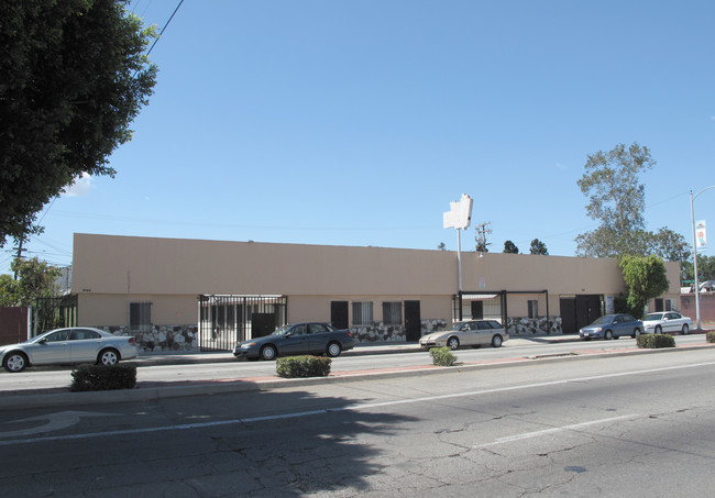 2104 E Compton Blvd in Compton, CA - Building Photo - Building Photo