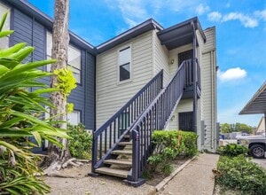 9009 Richmond Ave. in Houston, TX - Building Photo - Building Photo