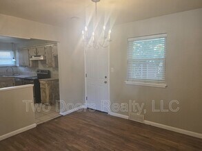 705 E Carroll Ln in Midwest City, OK - Building Photo - Building Photo