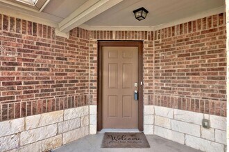 10905 Ukaoma Wy, Unit 1136 in Austin, TX - Building Photo - Building Photo
