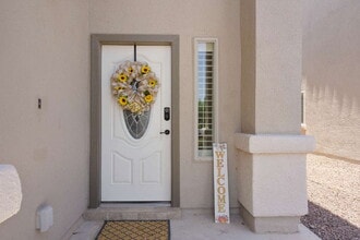 13483 Halifax St in Horizon City, TX - Foto de edificio - Building Photo