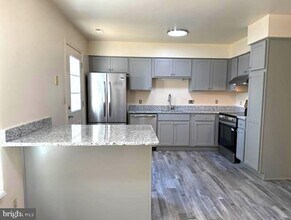 5166 Dominion Dr in Fredericksburg, VA - Building Photo - Building Photo