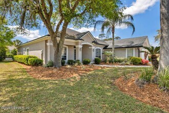 137 Oak View Cir in Palm Valley, FL - Building Photo - Building Photo