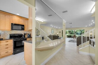 21207 Lago Cir in Boca Raton, FL - Building Photo - Building Photo