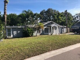 4062 10th Ave N in St. Petersburg, FL - Building Photo